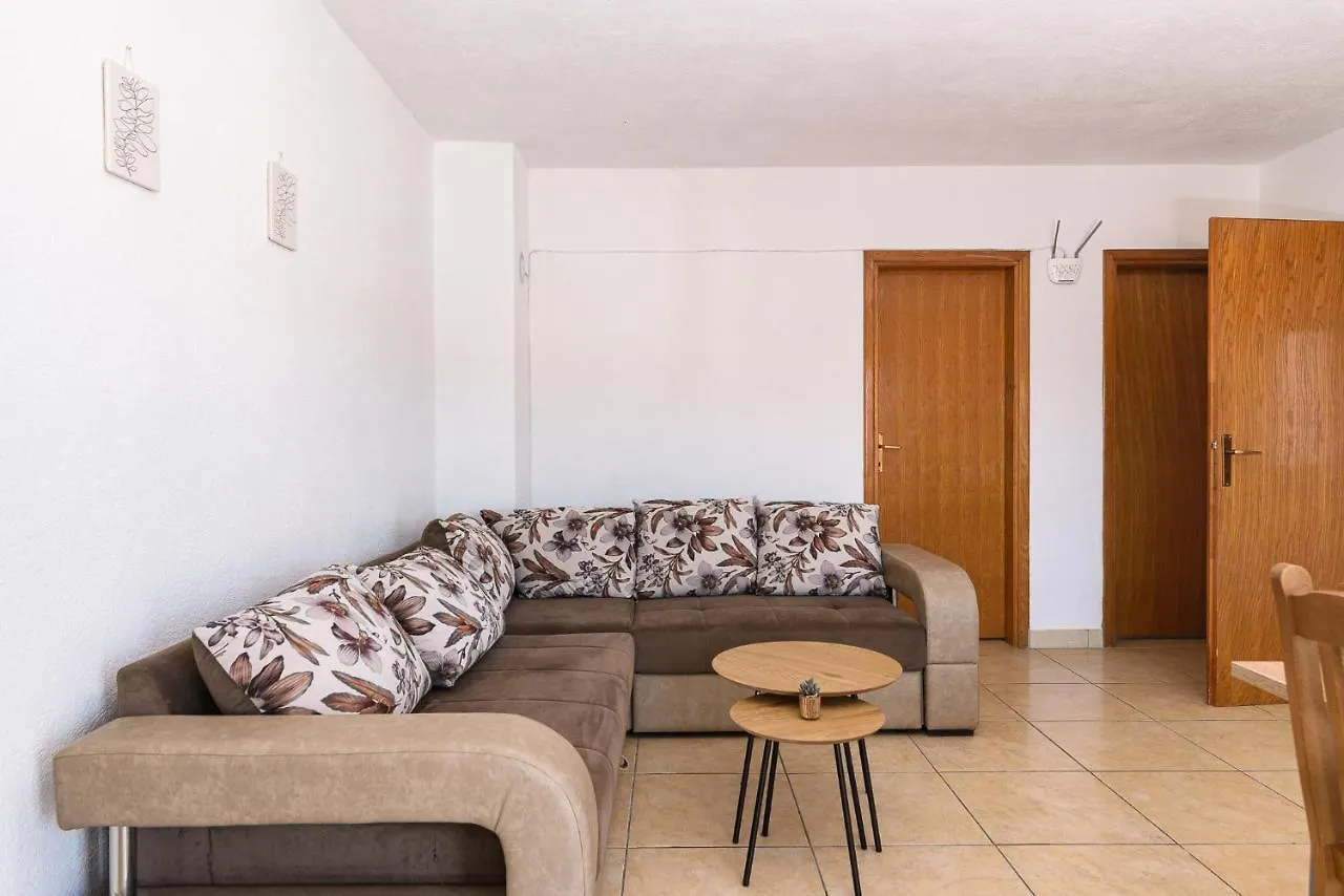 Apartment Planikovica Trogir Chorwacja